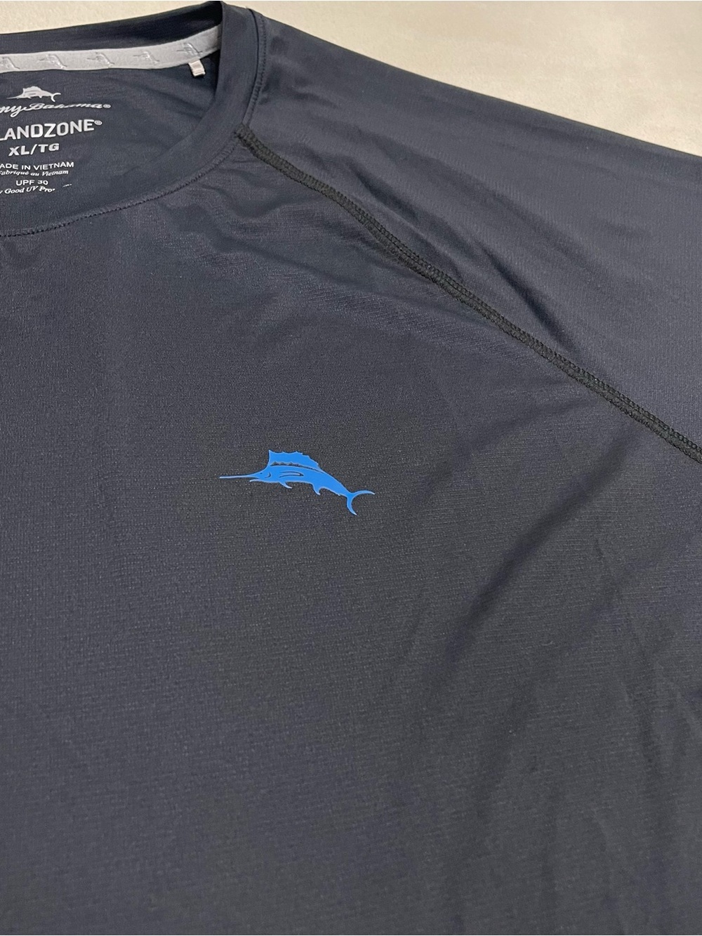 Tommy Bahama IslandZone Shirt Mens XL Black UPF 30 Performance Marlin Tee - Picture 3 of 8